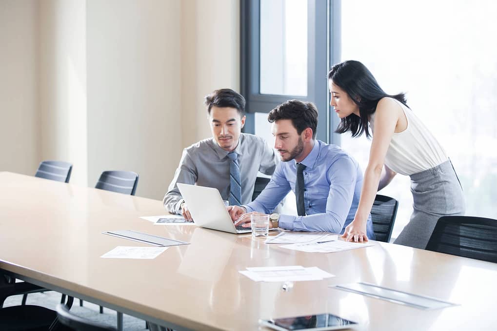 IT consultants working together in an office